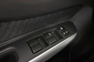 Nissan Note esikatselu 23