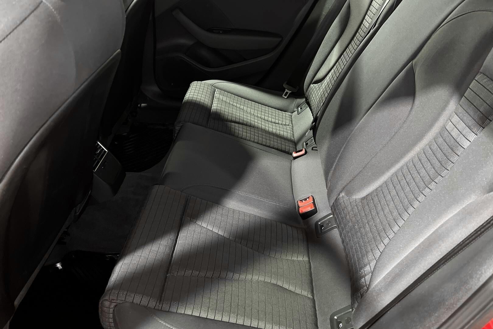 Audi A3 iso kuva 10