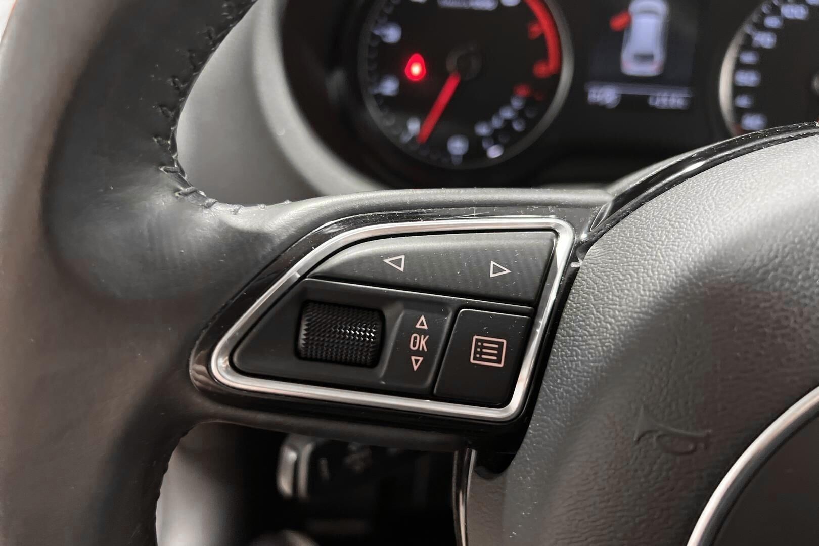 Audi A3 iso kuva 15