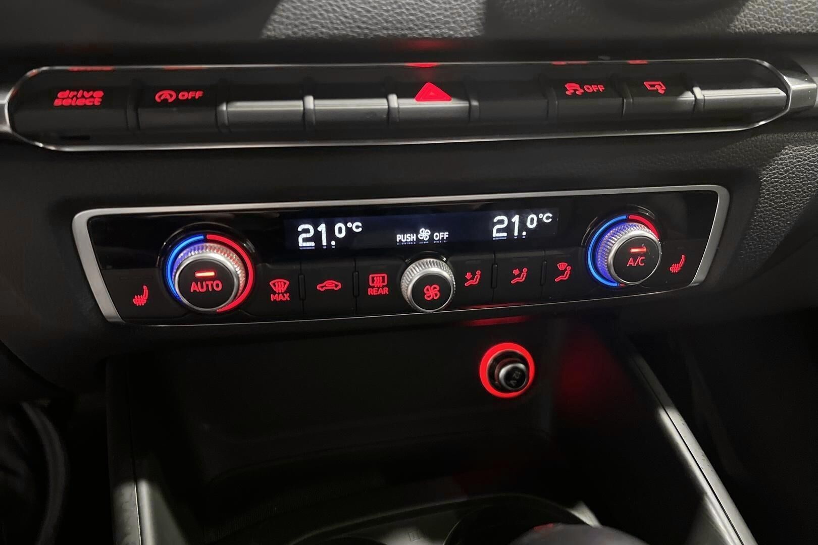 Audi A3 iso kuva 19