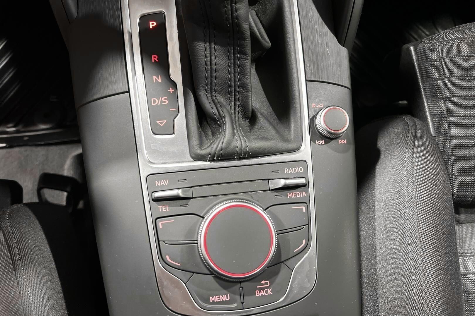 Audi A3 iso kuva 20