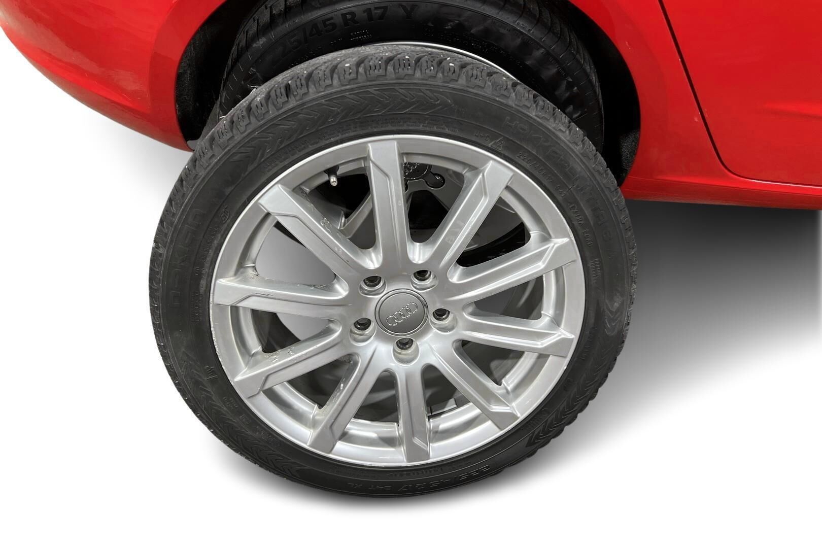 Audi A3 iso kuva 21