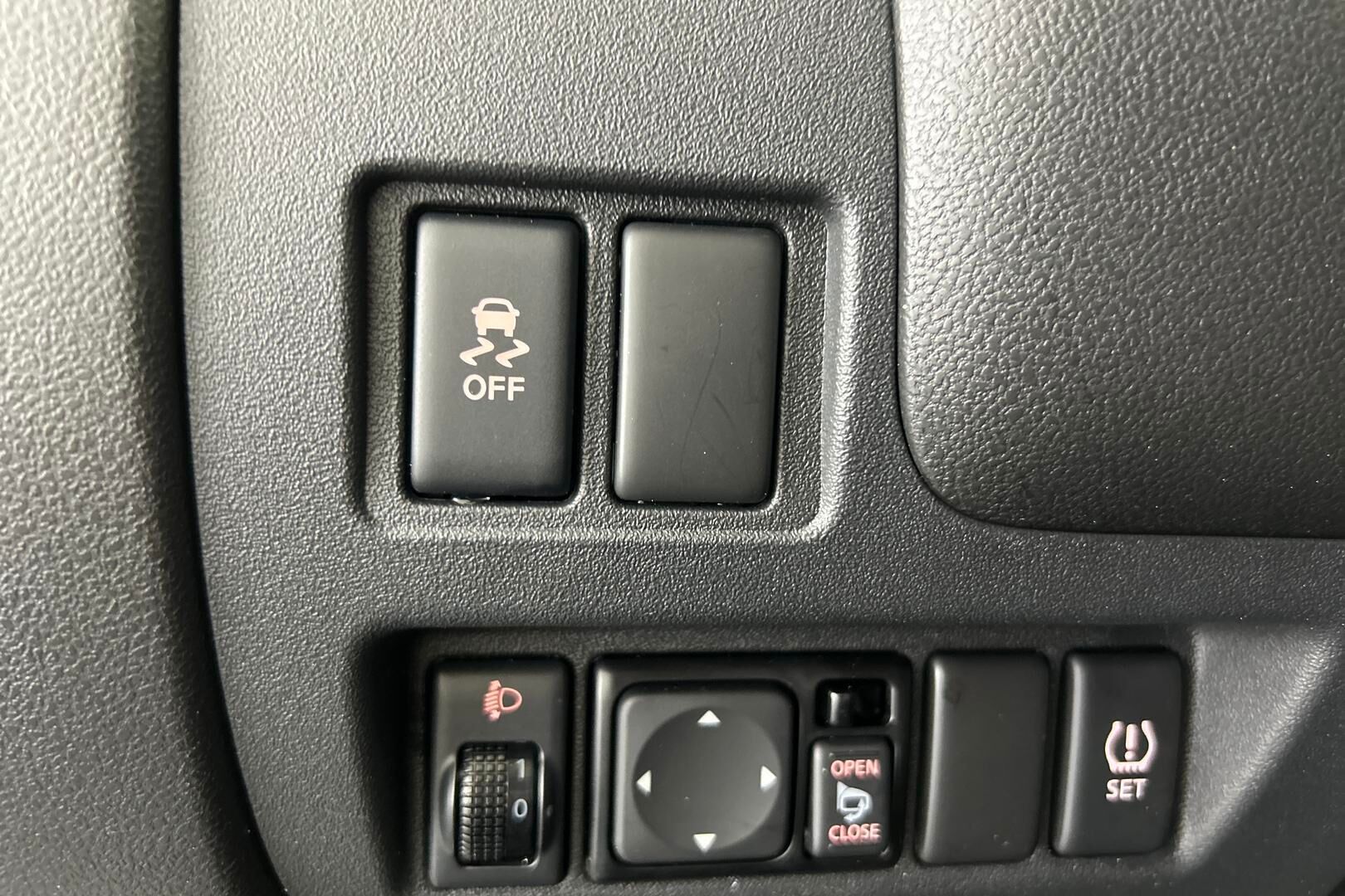 Nissan Micra iso kuva 19