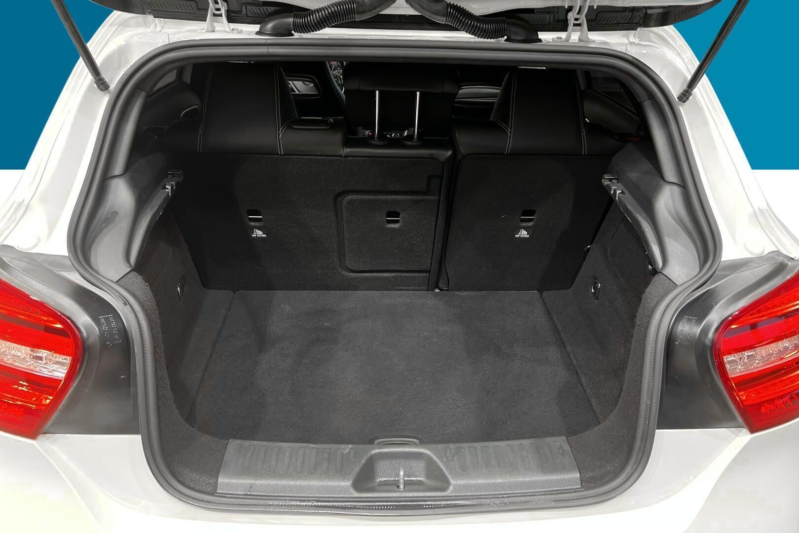 Mercedes-Benz A iso kuva 12