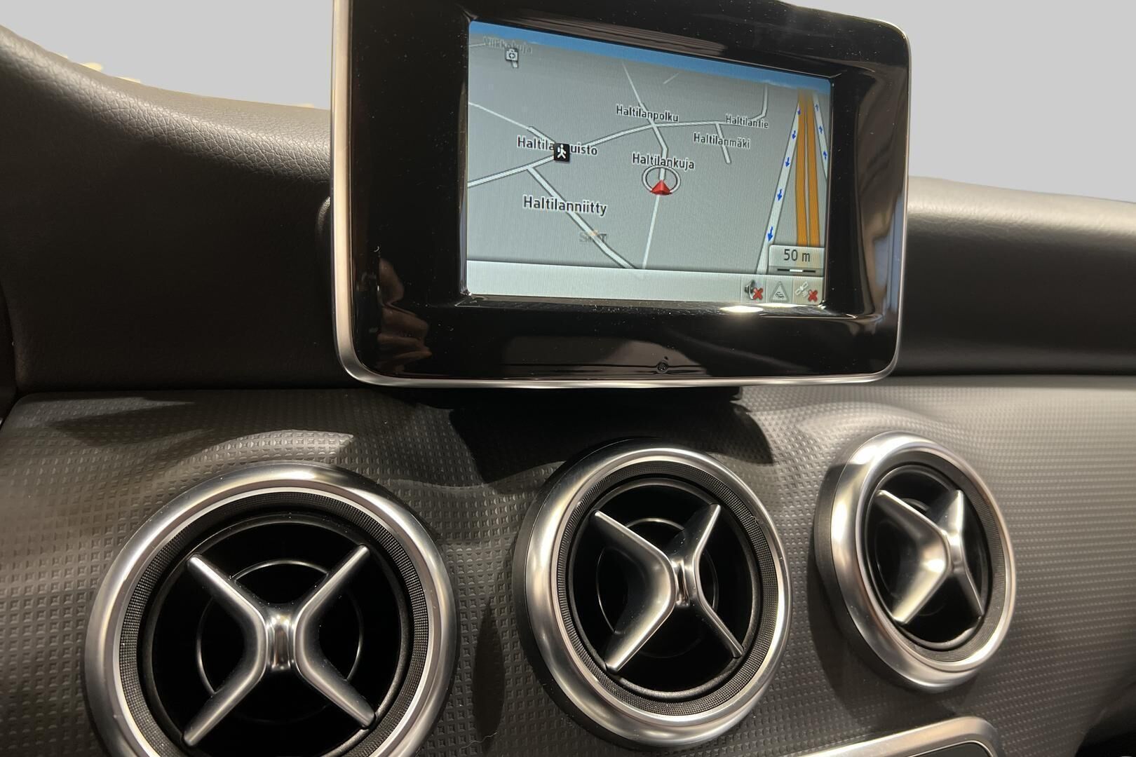 Mercedes-Benz A iso kuva 15