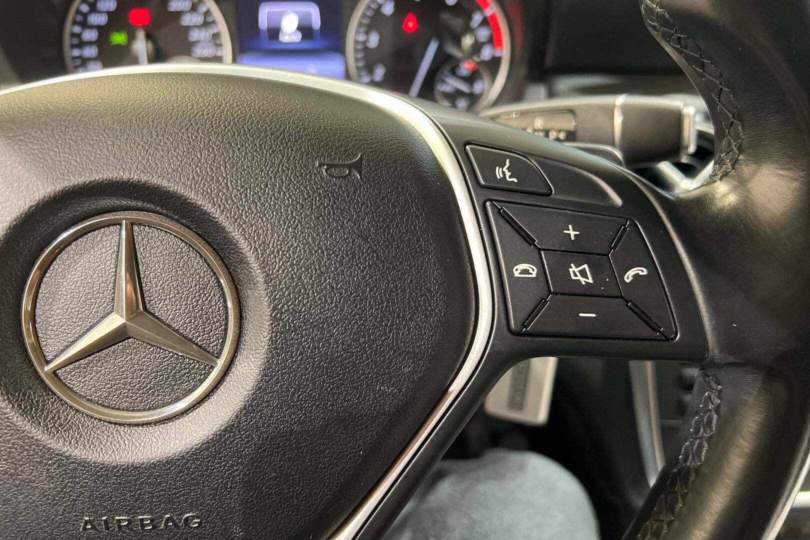 Mercedes-Benz A iso kuva 20