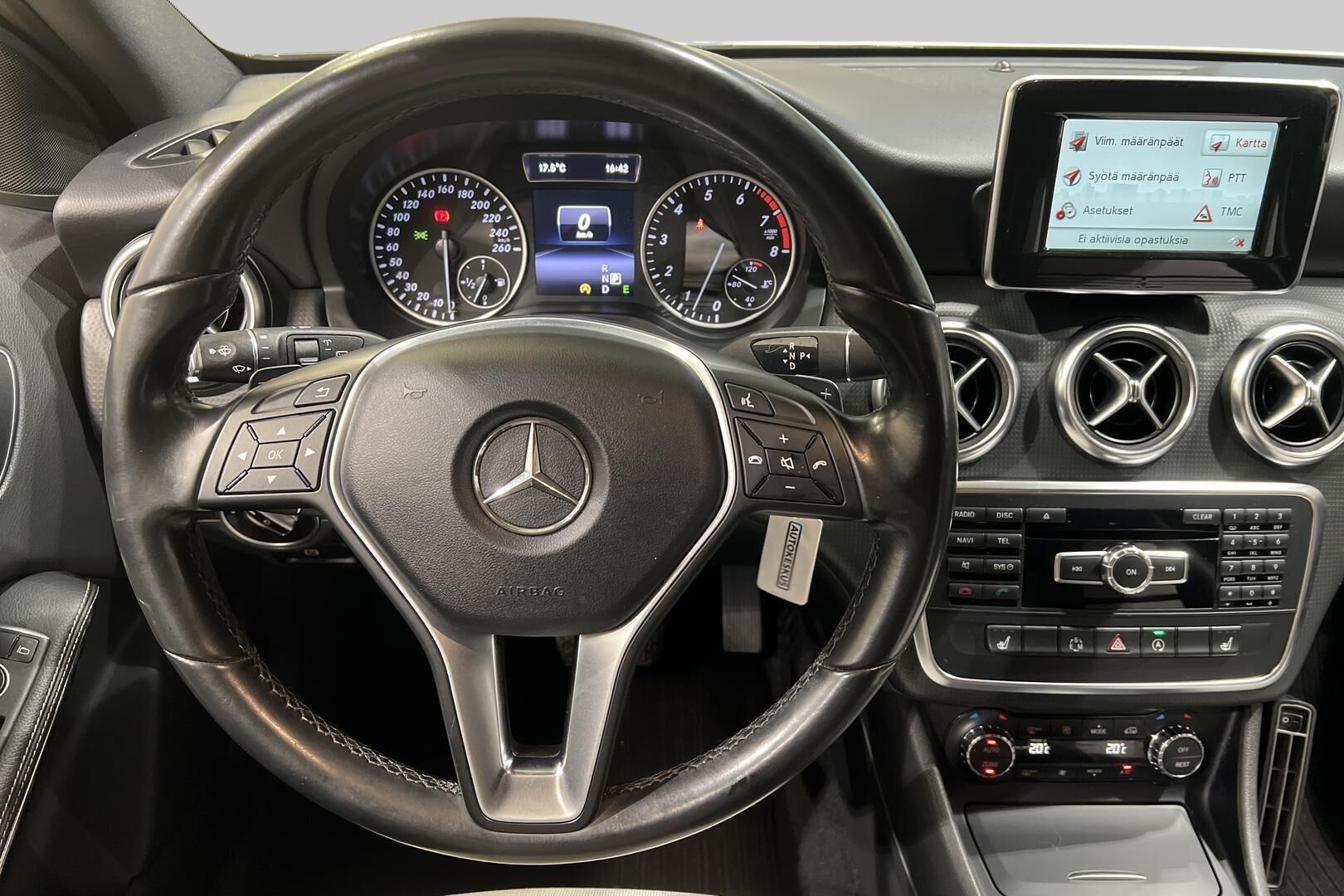 Mercedes-Benz A iso kuva 24