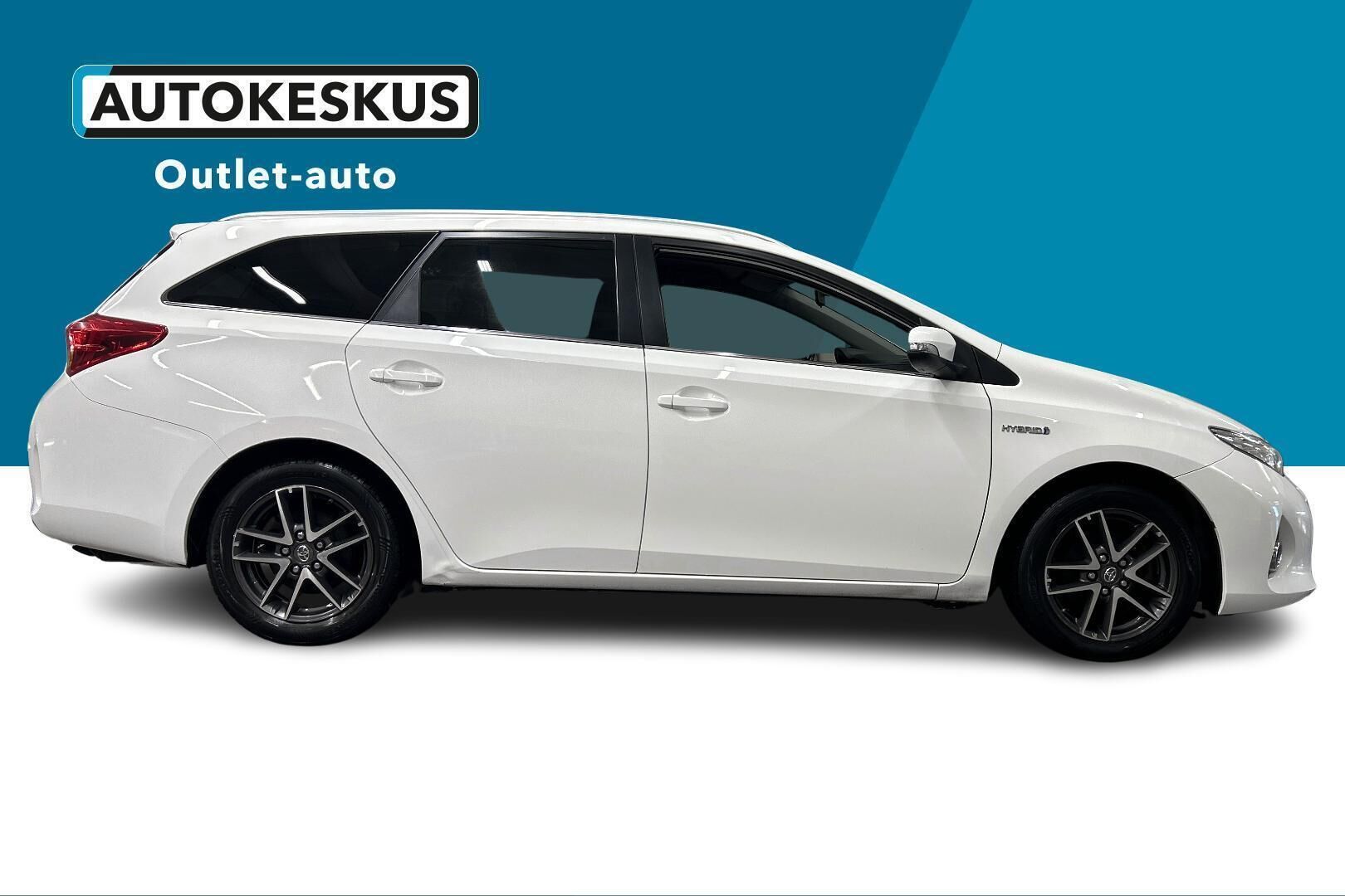 Toyota Auris iso kuva 3