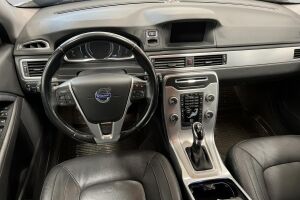 Volvo V70 esikatselu 11