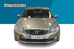 Volvo V70 esikatselu 2