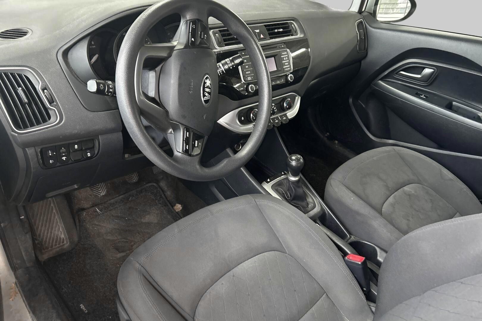 Kia Rio iso kuva 2