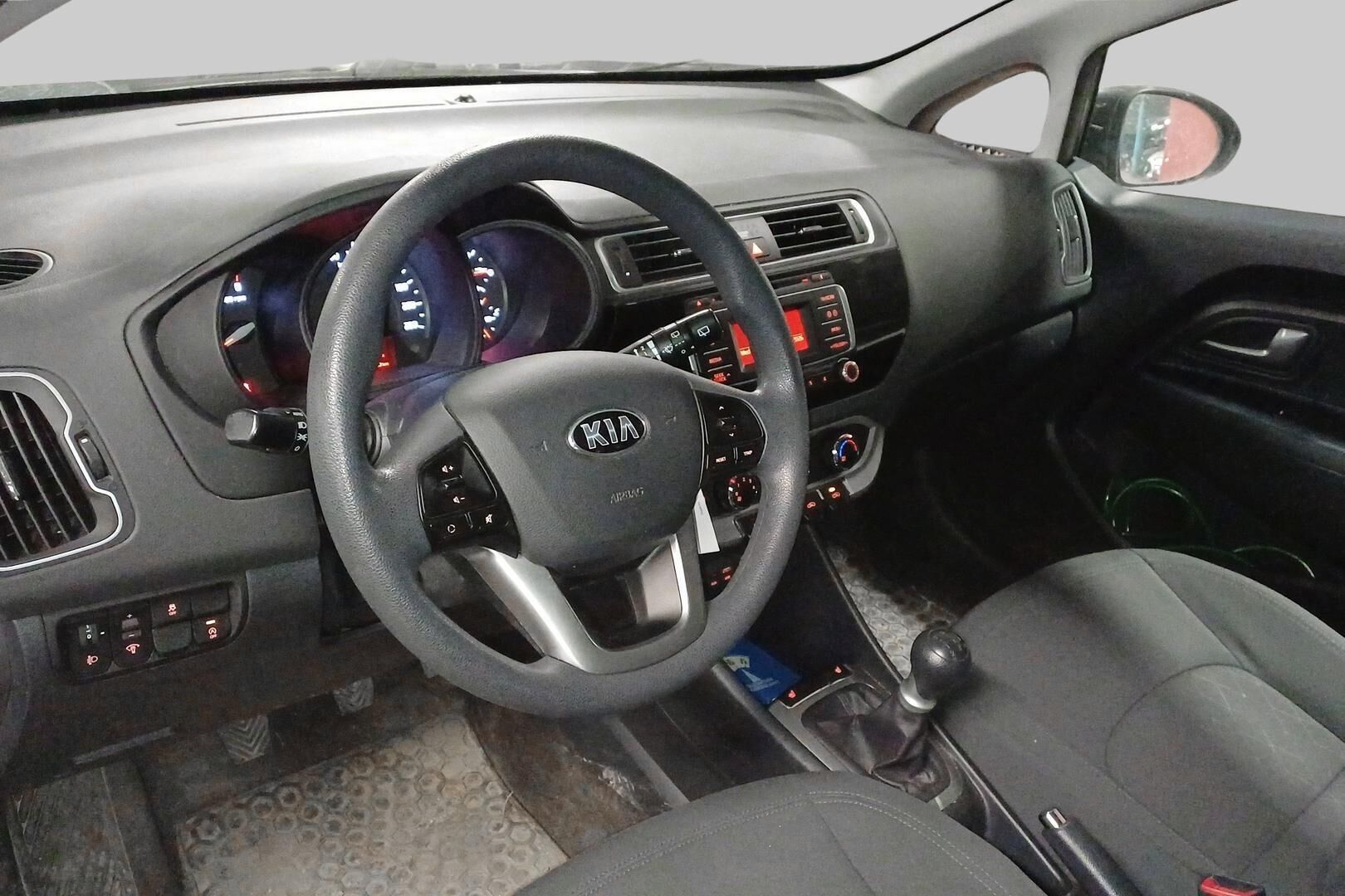 Kia Rio iso kuva 2
