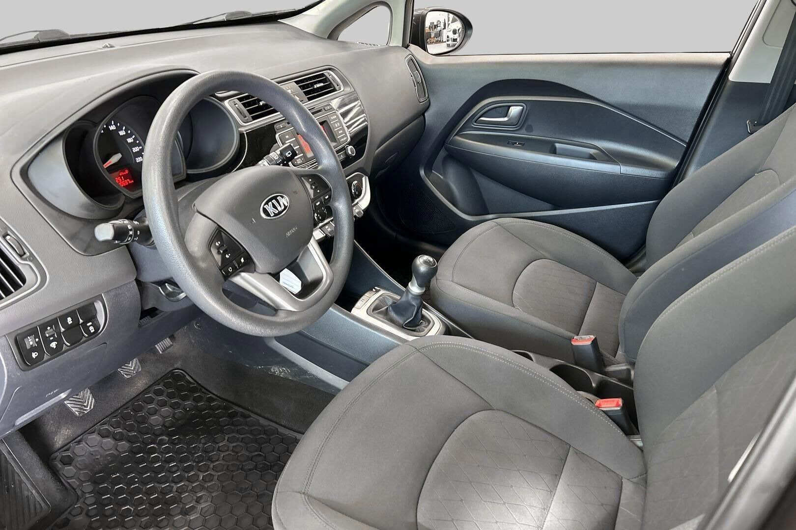 Kia Rio iso kuva 8