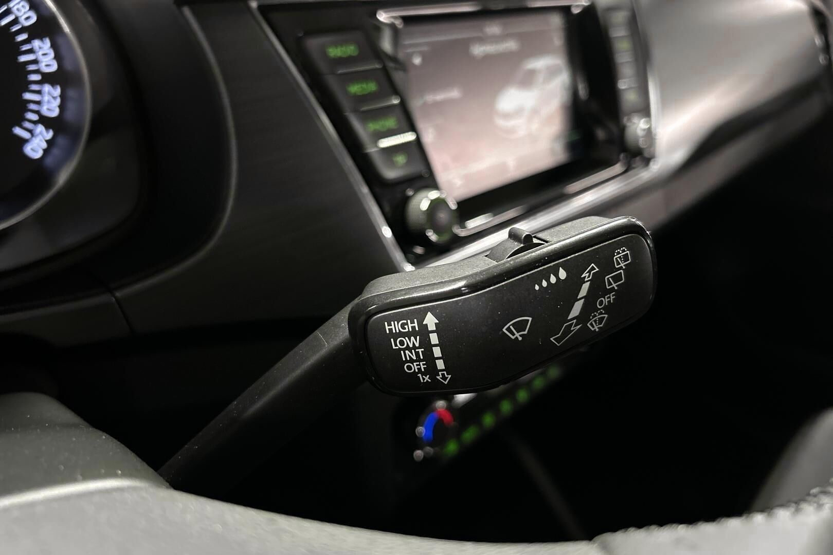 Skoda Fabia iso kuva 13