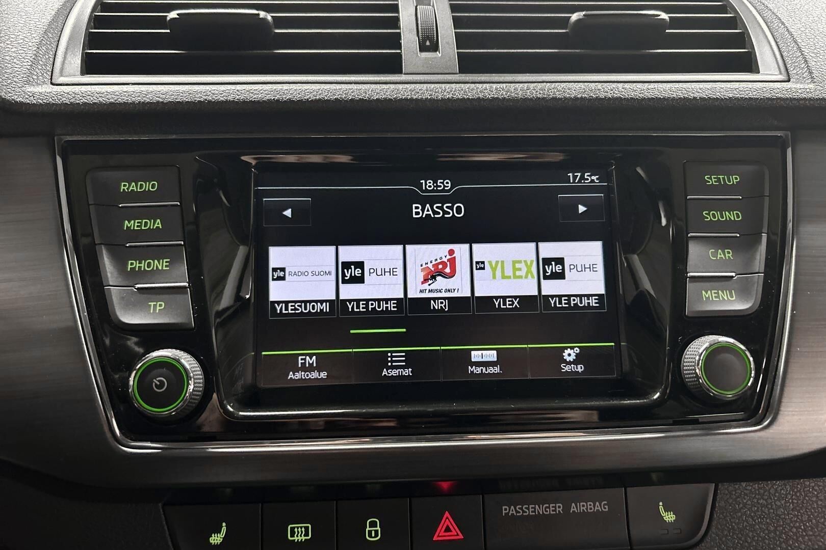Skoda Fabia iso kuva 17