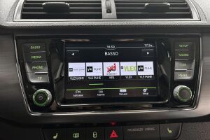 Skoda Fabia esikatselu 17