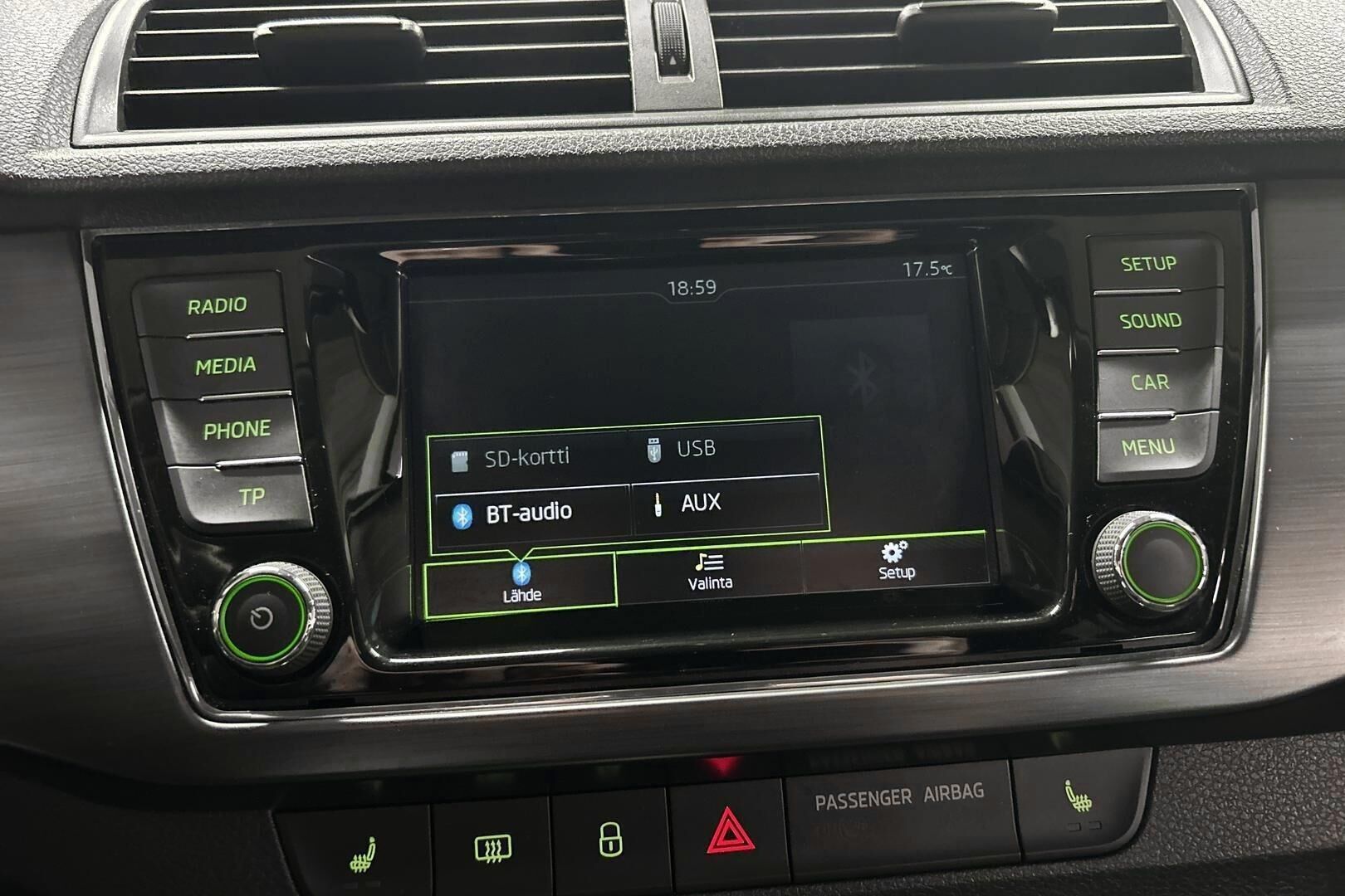 Skoda Fabia iso kuva 18