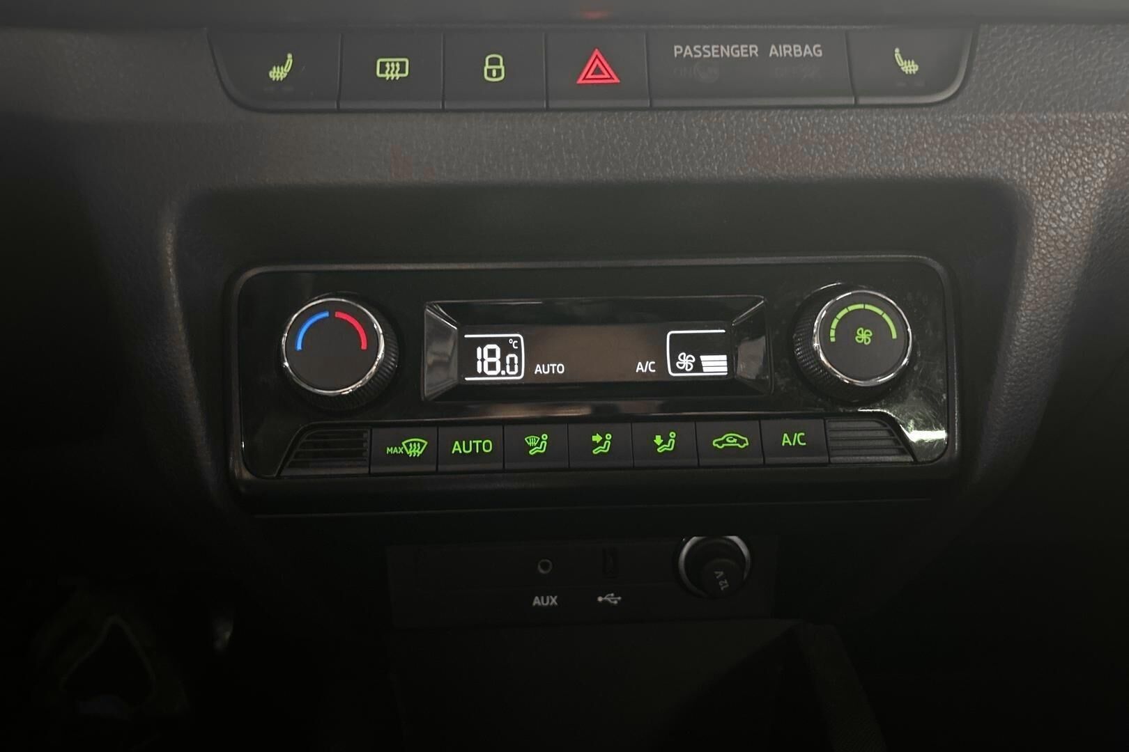 Skoda Fabia iso kuva 23