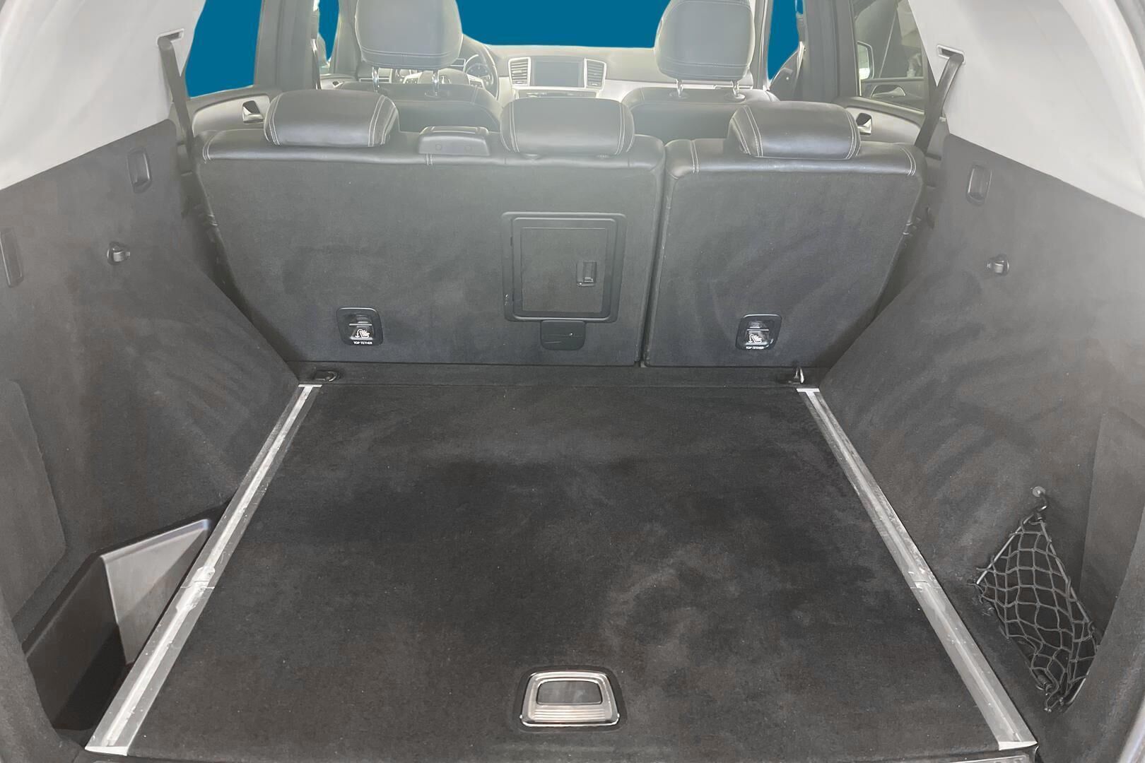 Mercedes-Benz ML iso kuva 12