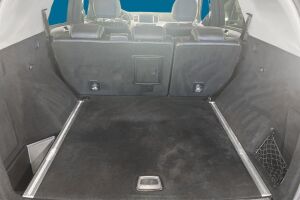 Mercedes-Benz ML esikatselu 12