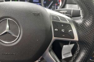 Mercedes-Benz ML esikatselu 19