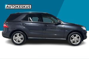 Mercedes-Benz ML esikatselu 4