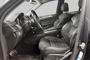 Mercedes-Benz ML esikatselu 9