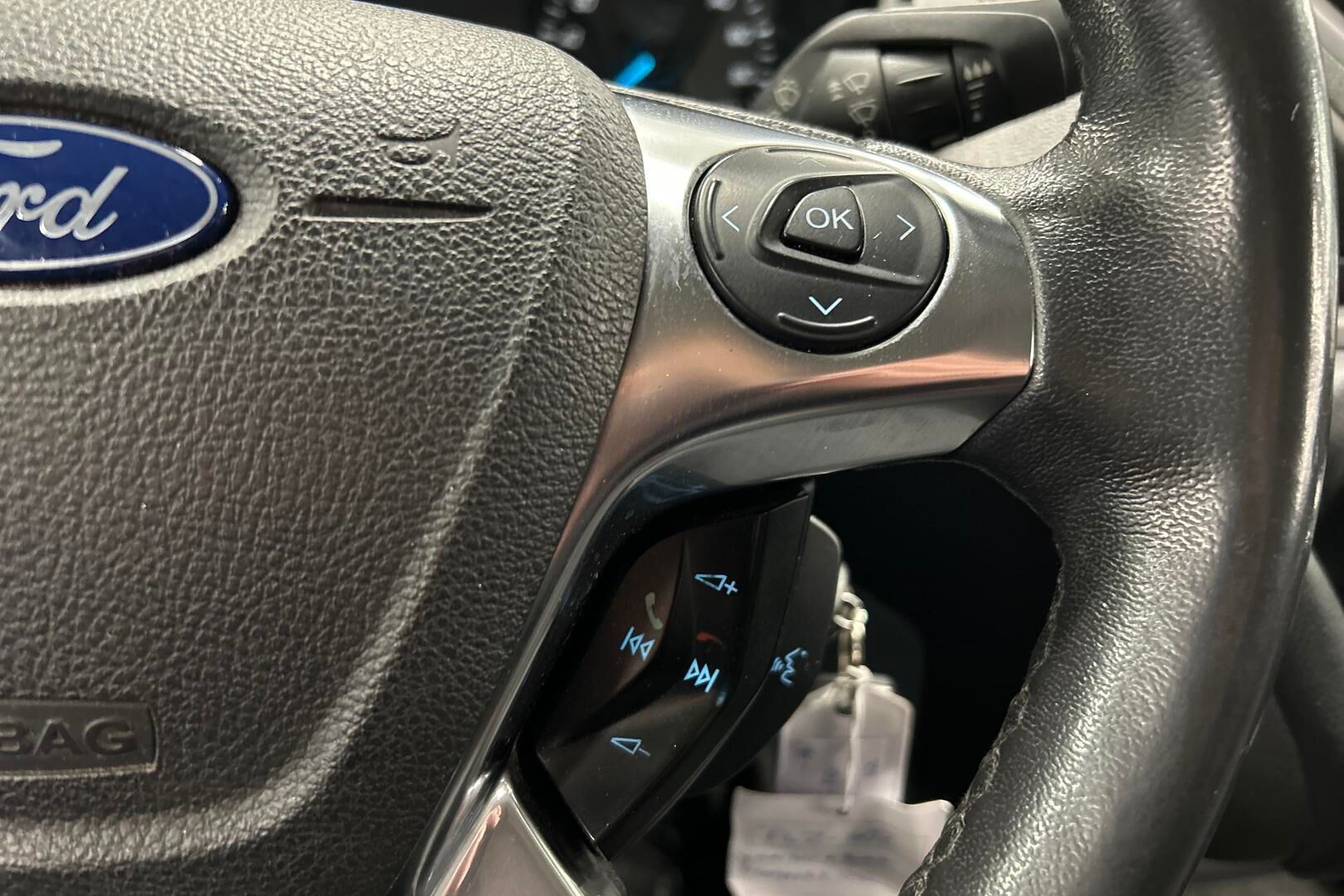 Ford Transit Custom iso kuva 16