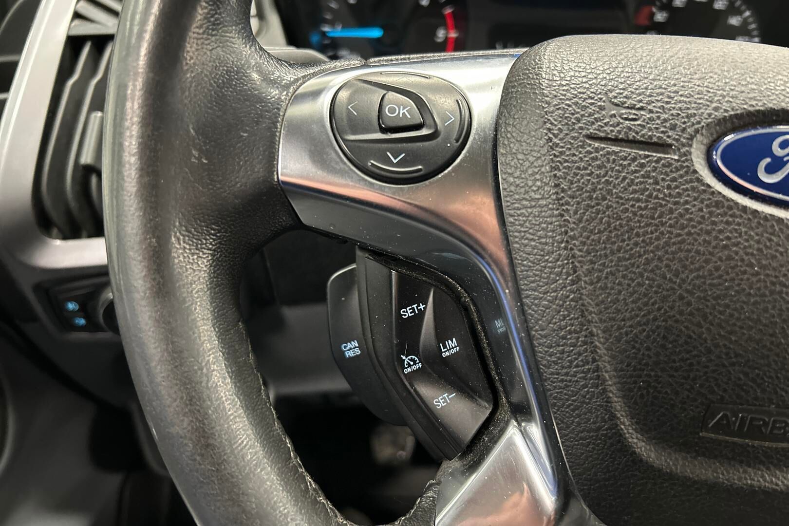 Ford Transit Custom iso kuva 17