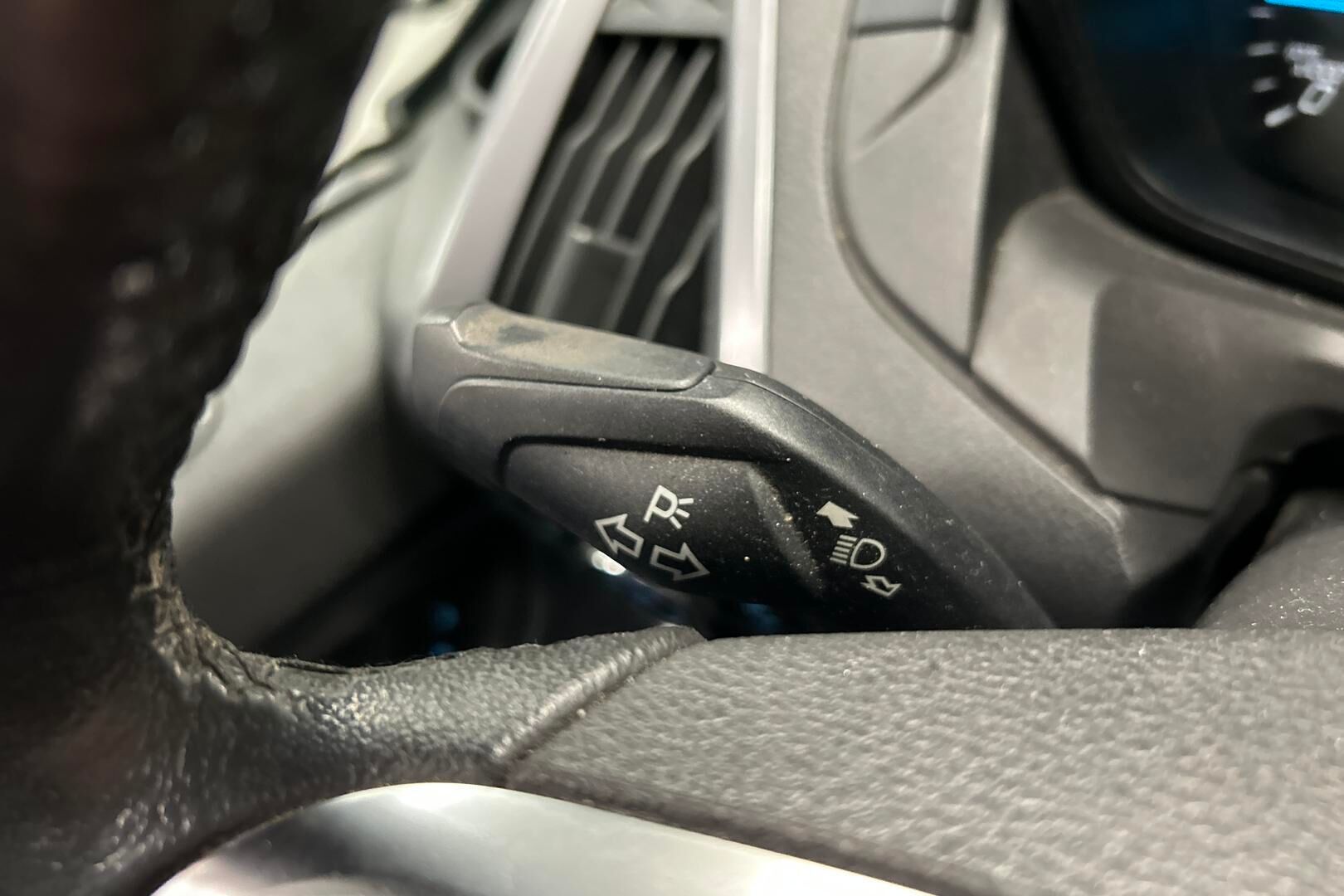 Ford Transit Custom iso kuva 19