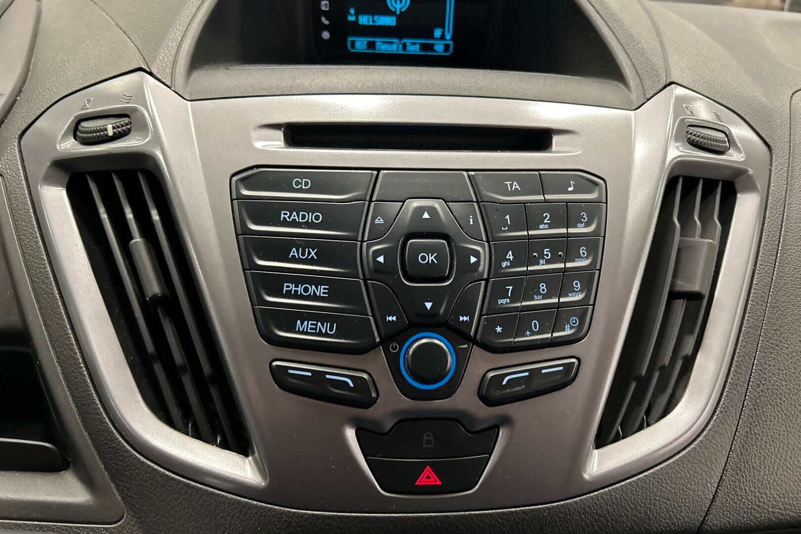 Ford Transit Custom iso kuva 23