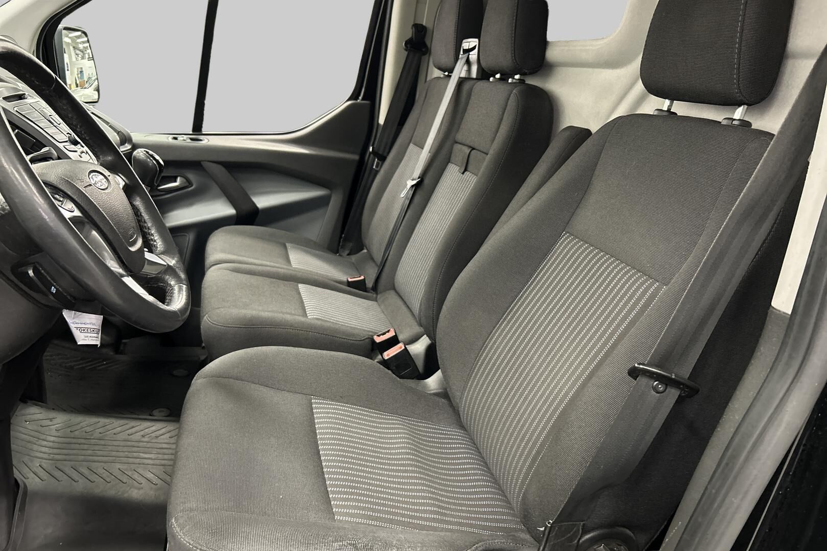 Ford Transit Custom iso kuva 9