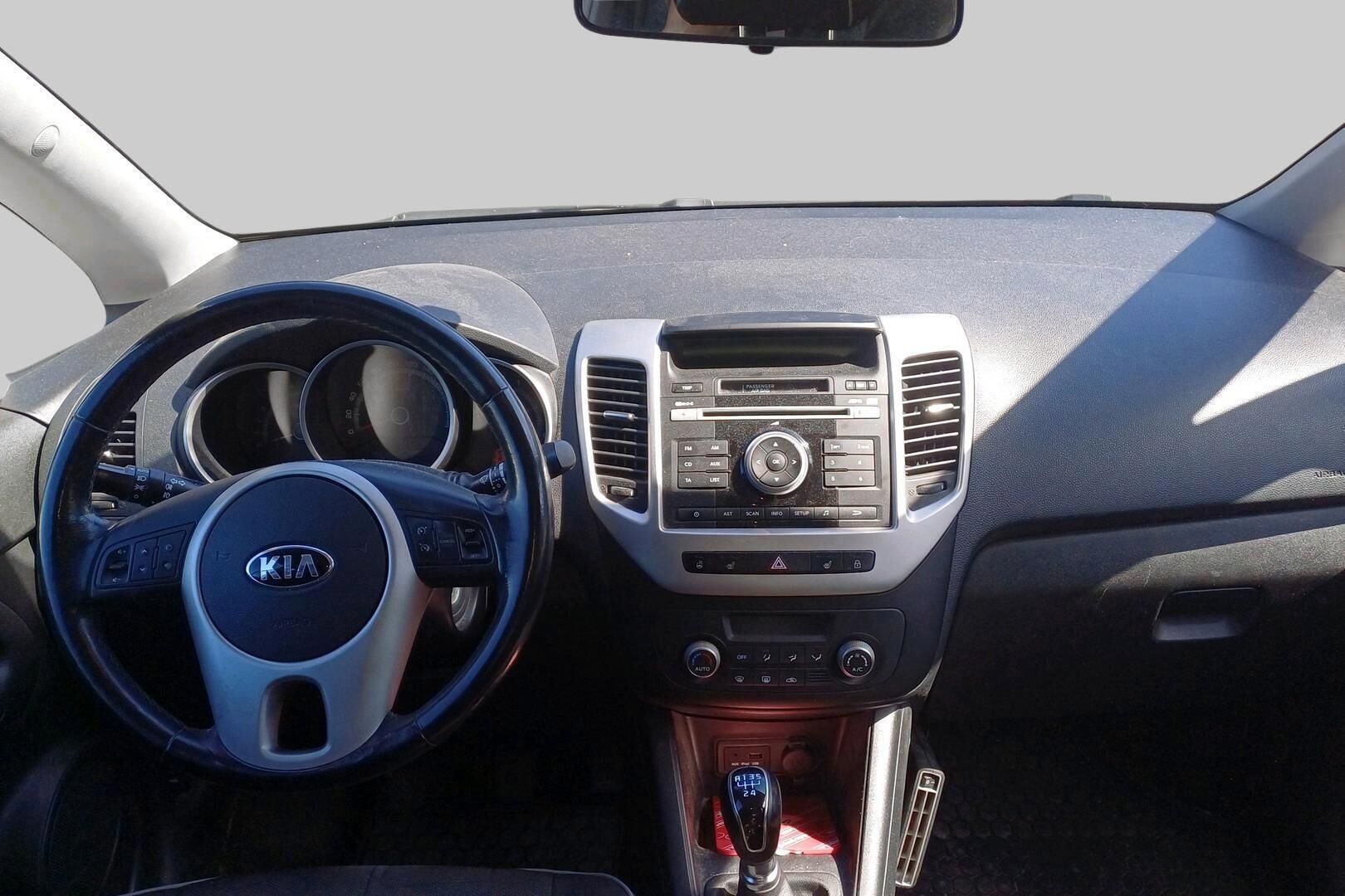 Kia Venga iso kuva 2