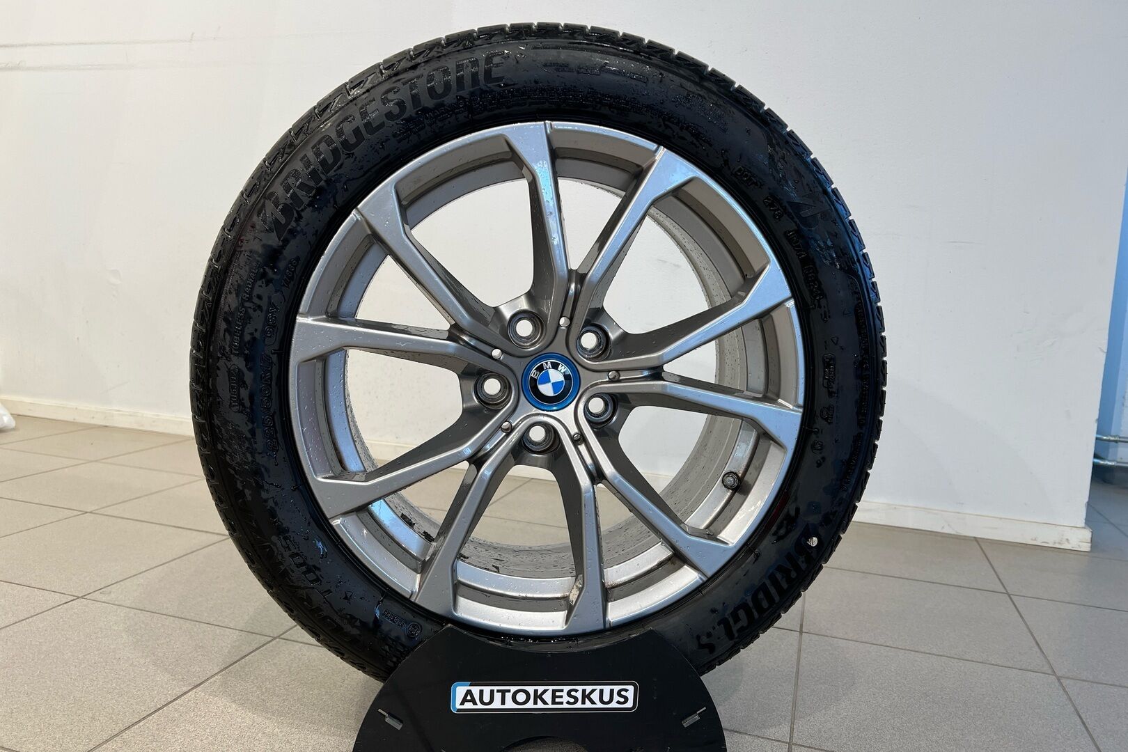 BMW 3-SARJA iso kuva 11
