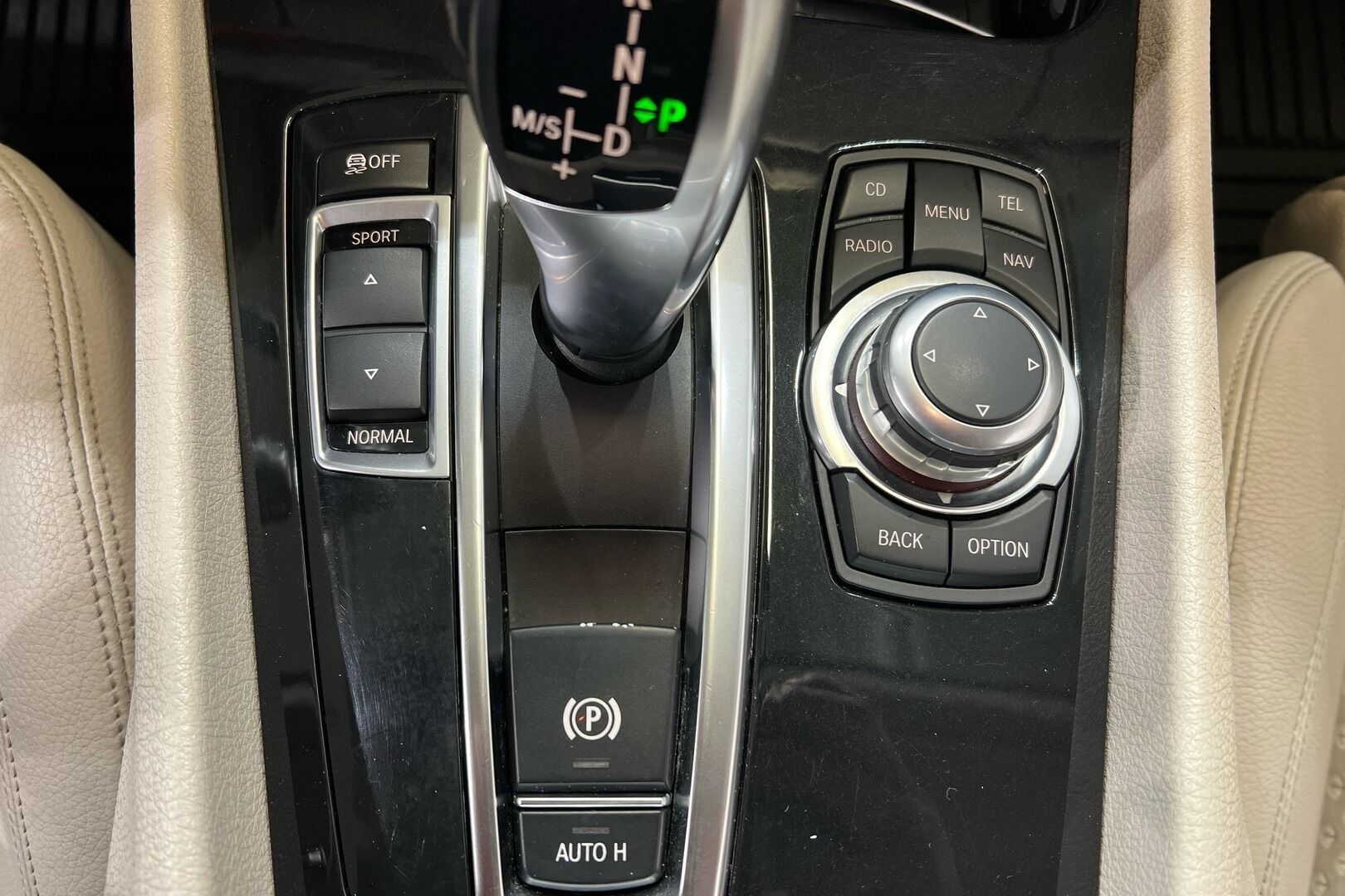 BMW 5-SARJA iso kuva 17