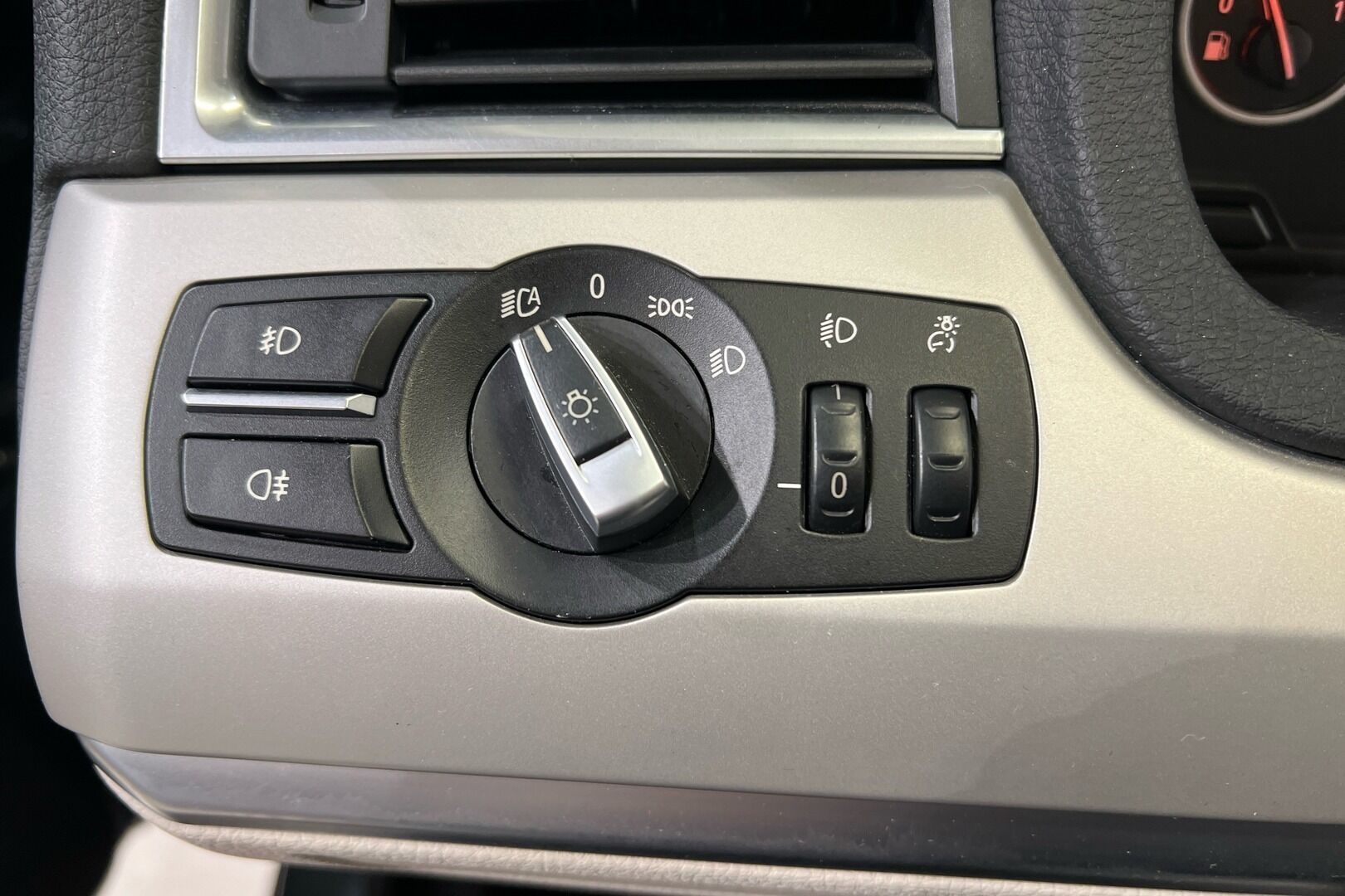 BMW 5-SARJA iso kuva 21
