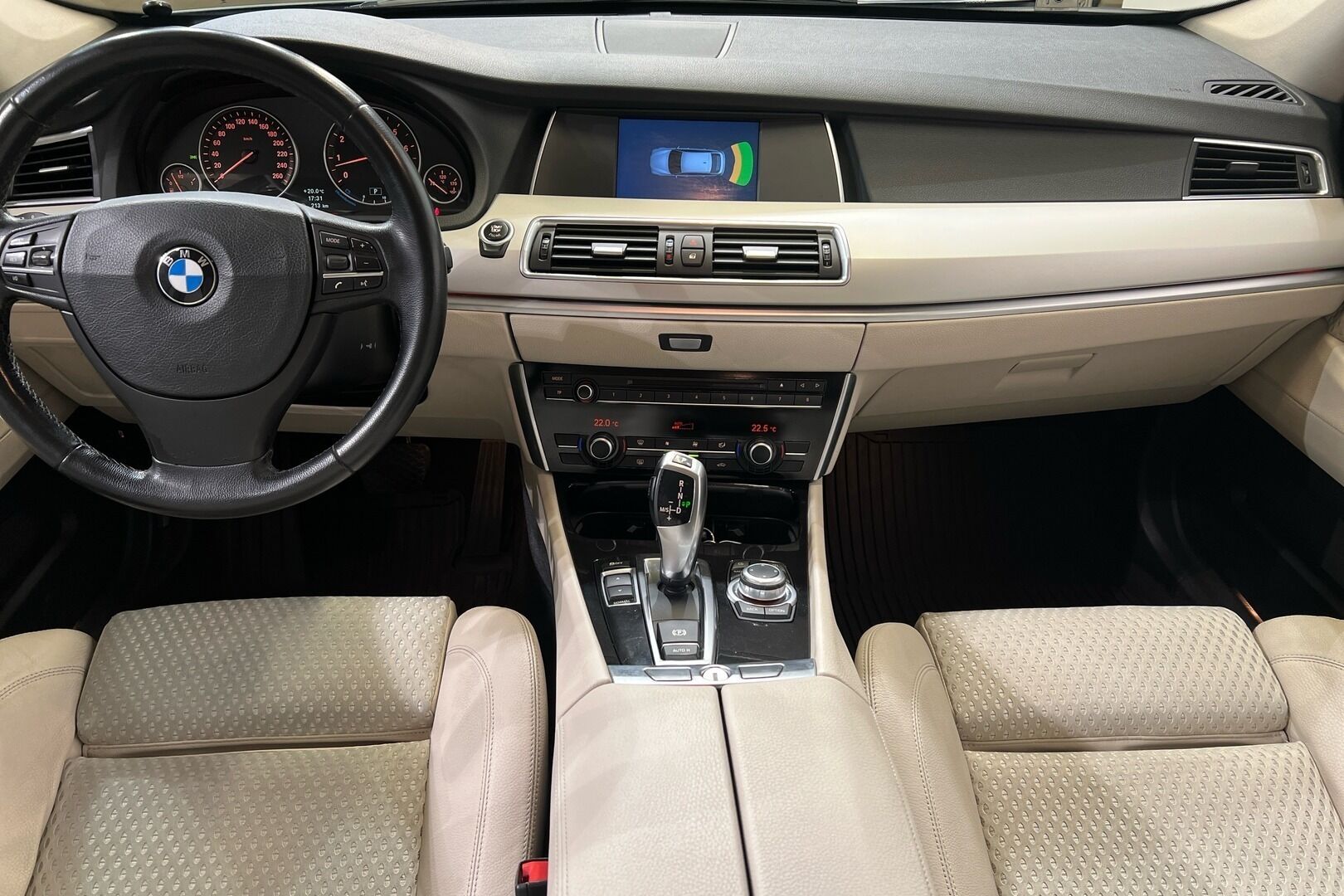 BMW 5-SARJA iso kuva 7