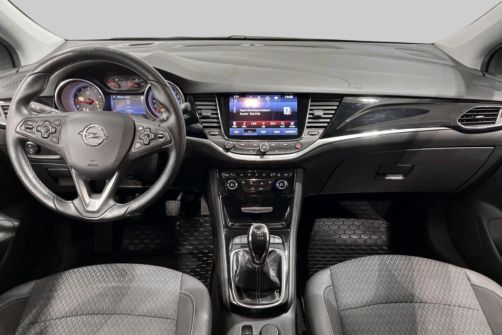 Opel Astra iso kuva 10