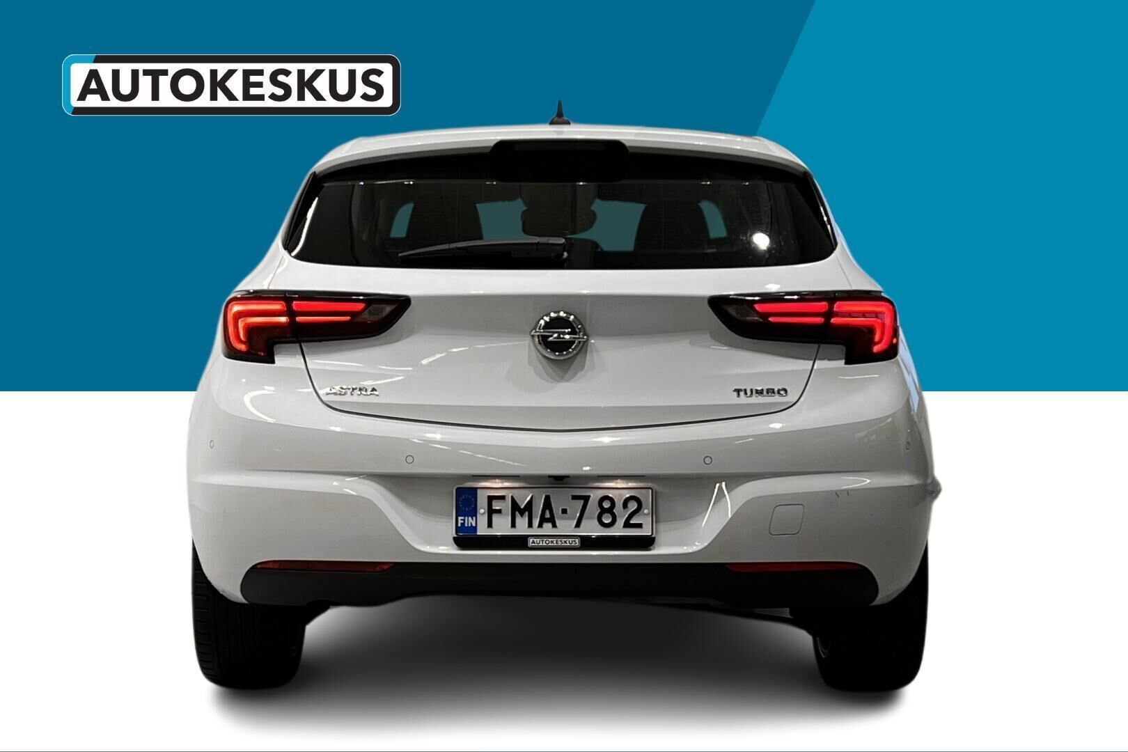 Opel Astra iso kuva 6