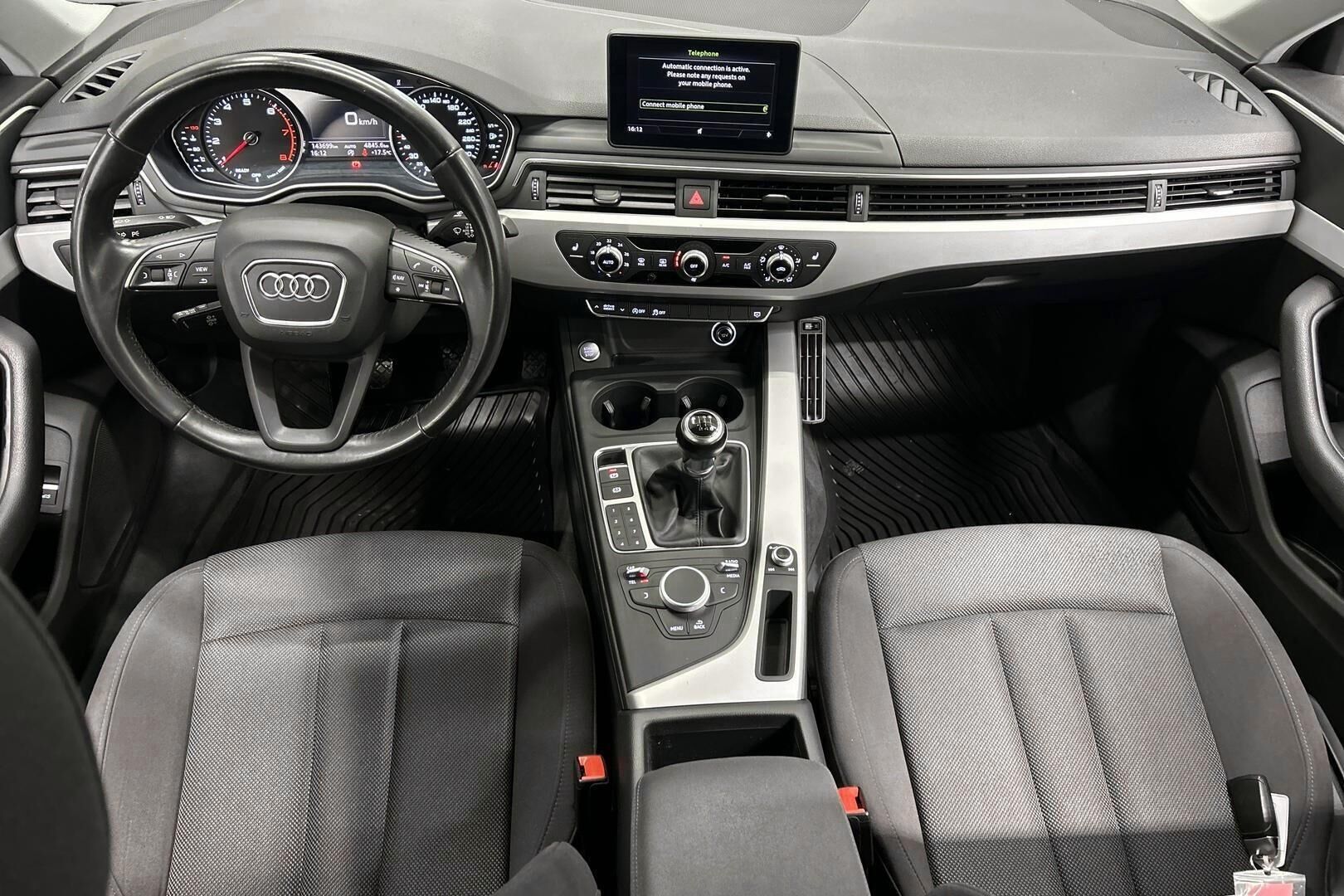 Audi A4 iso kuva 10