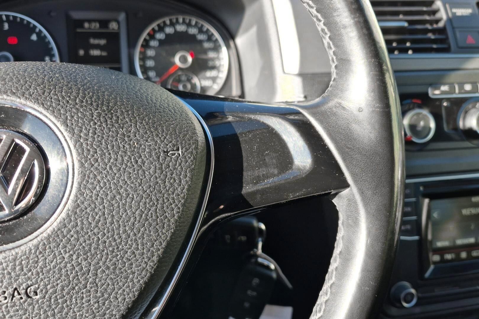 Volkswagen Caddy Maxi iso kuva 18