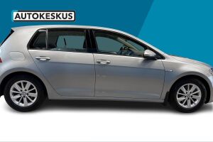 Volkswagen Golf esikatselu 4