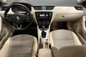 Skoda Octavia esikatselu 16