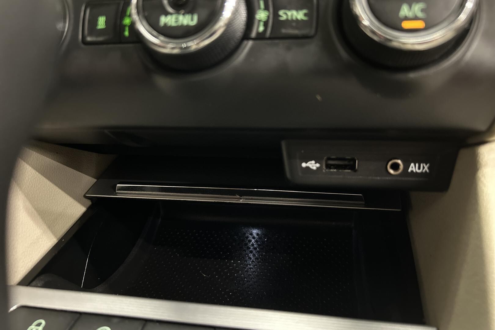 Skoda Octavia iso kuva 11