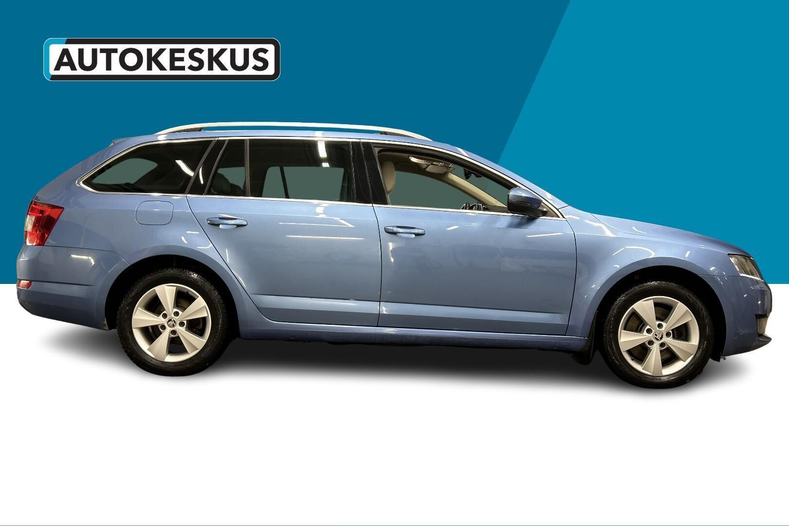 Skoda Octavia iso kuva 2