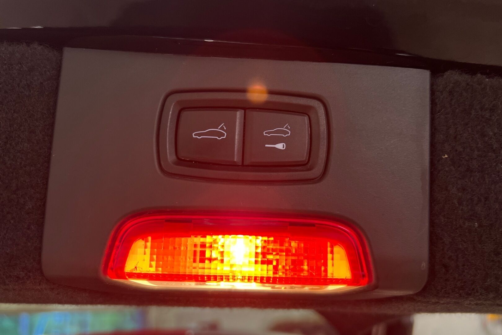 Porsche Cayenne iso kuva 14