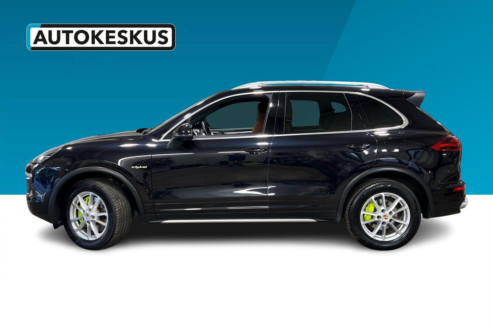 Porsche Cayenne iso kuva 5