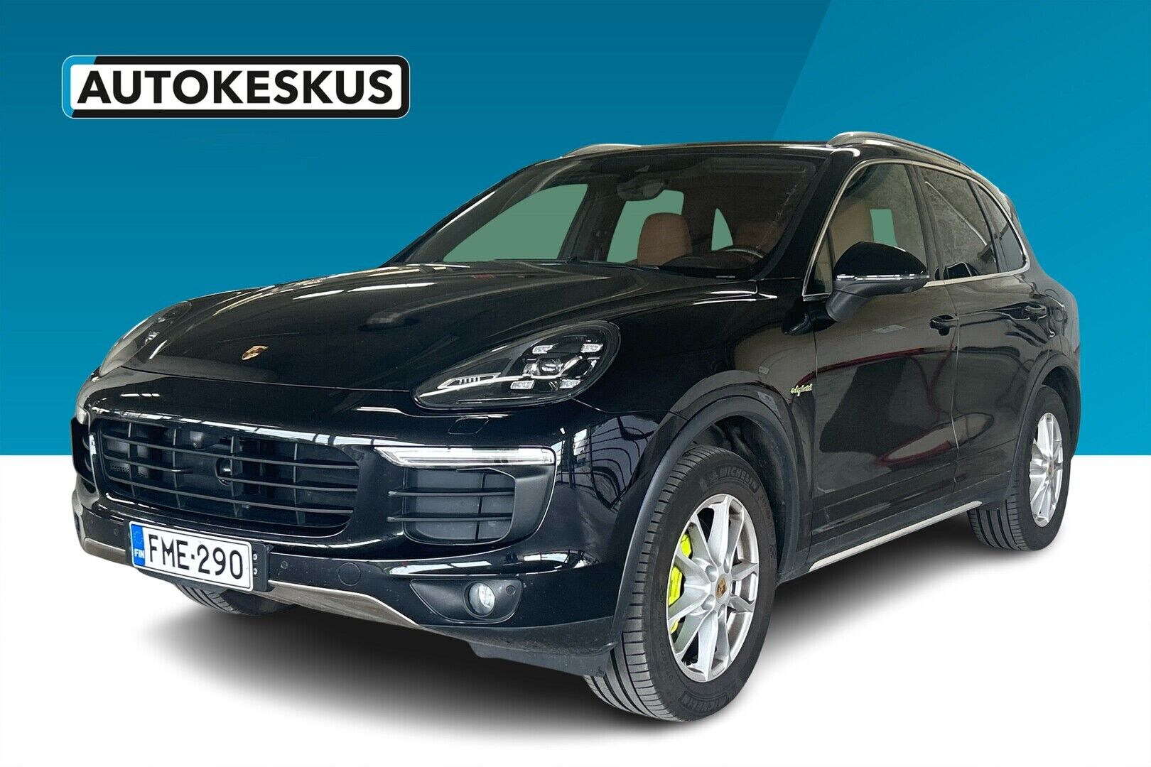 Porsche Cayenne iso kuva 1
