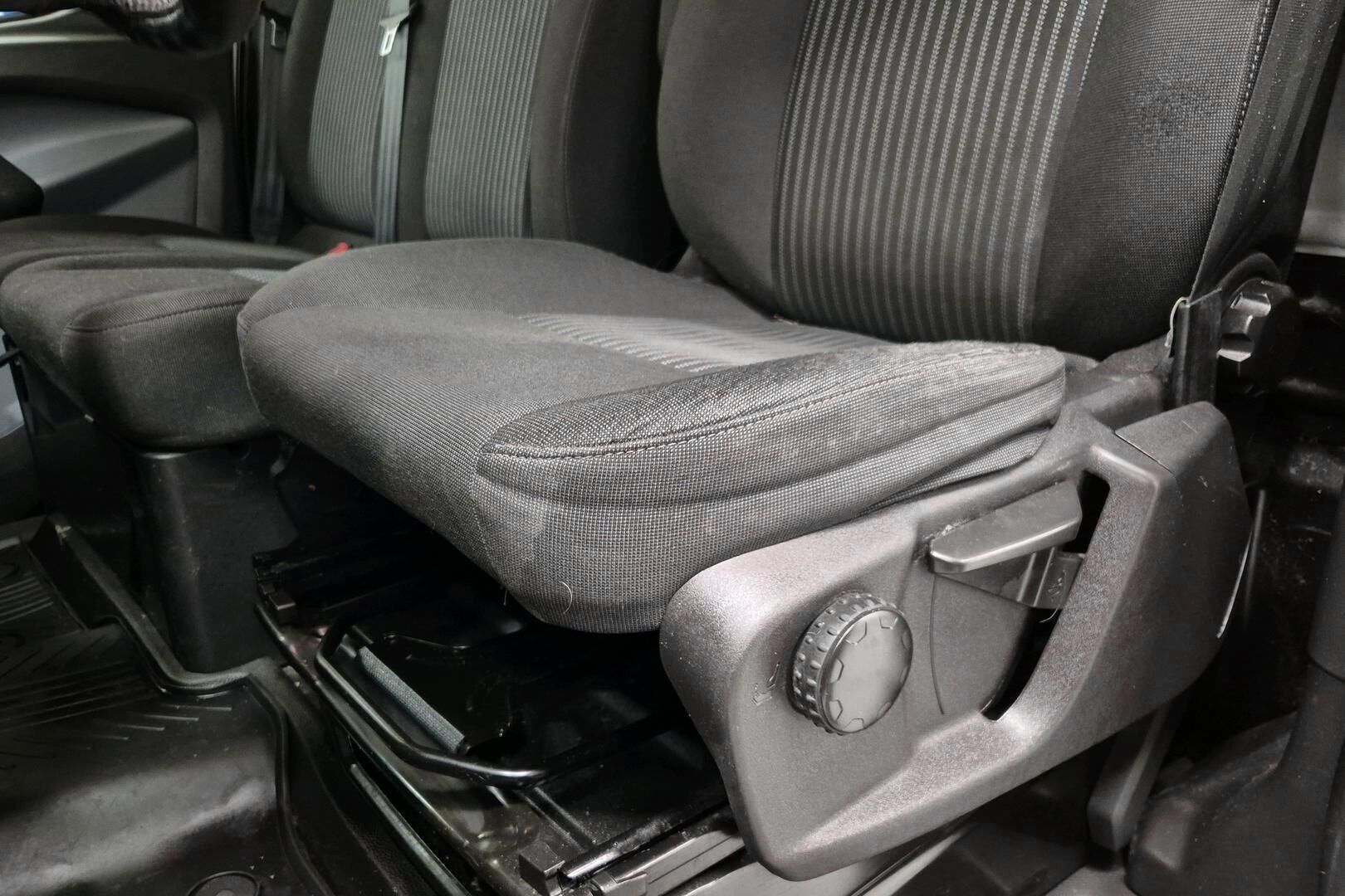 Ford Transit Custom iso kuva 25