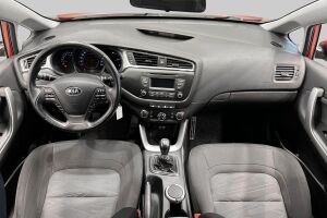 Kia cee'd esikatselu 11